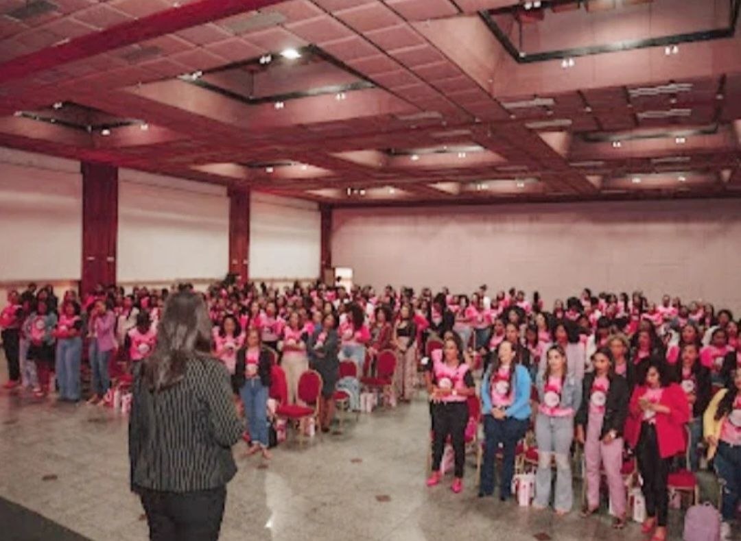 Palestra no Congresso Manicures do Brasil em Salvador